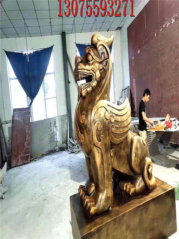 铜狮子雕塑